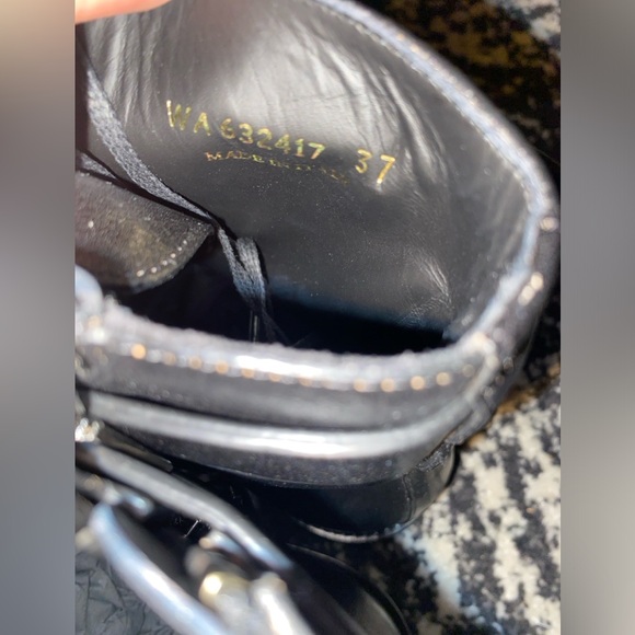 Saint Laurent Army 20 Buckle Boot in Kangaroo Embossed Leather - Picture 14 of 15